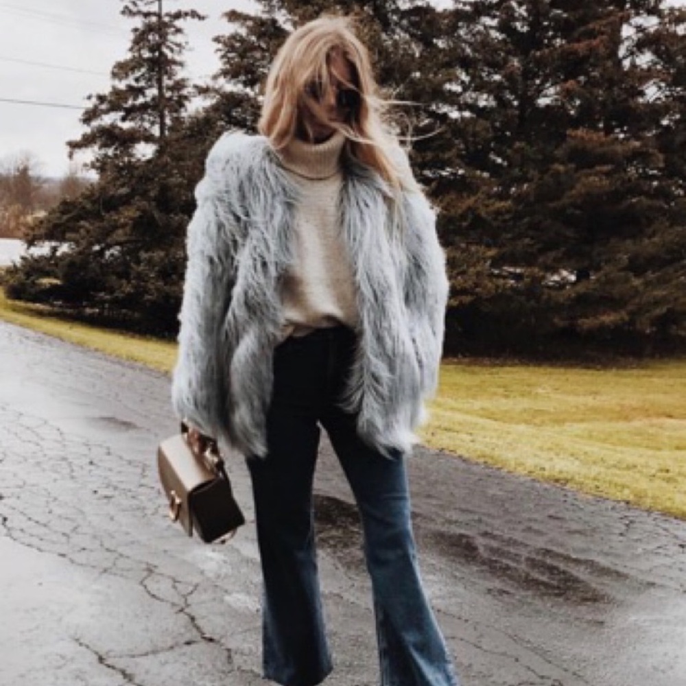Blue LOFT Faux Fur Jacket Petite